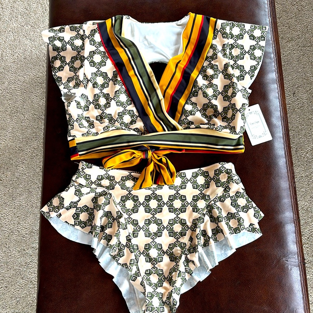 High-Waist Patterned Tie-Front Bikini Set in Cream and Olive